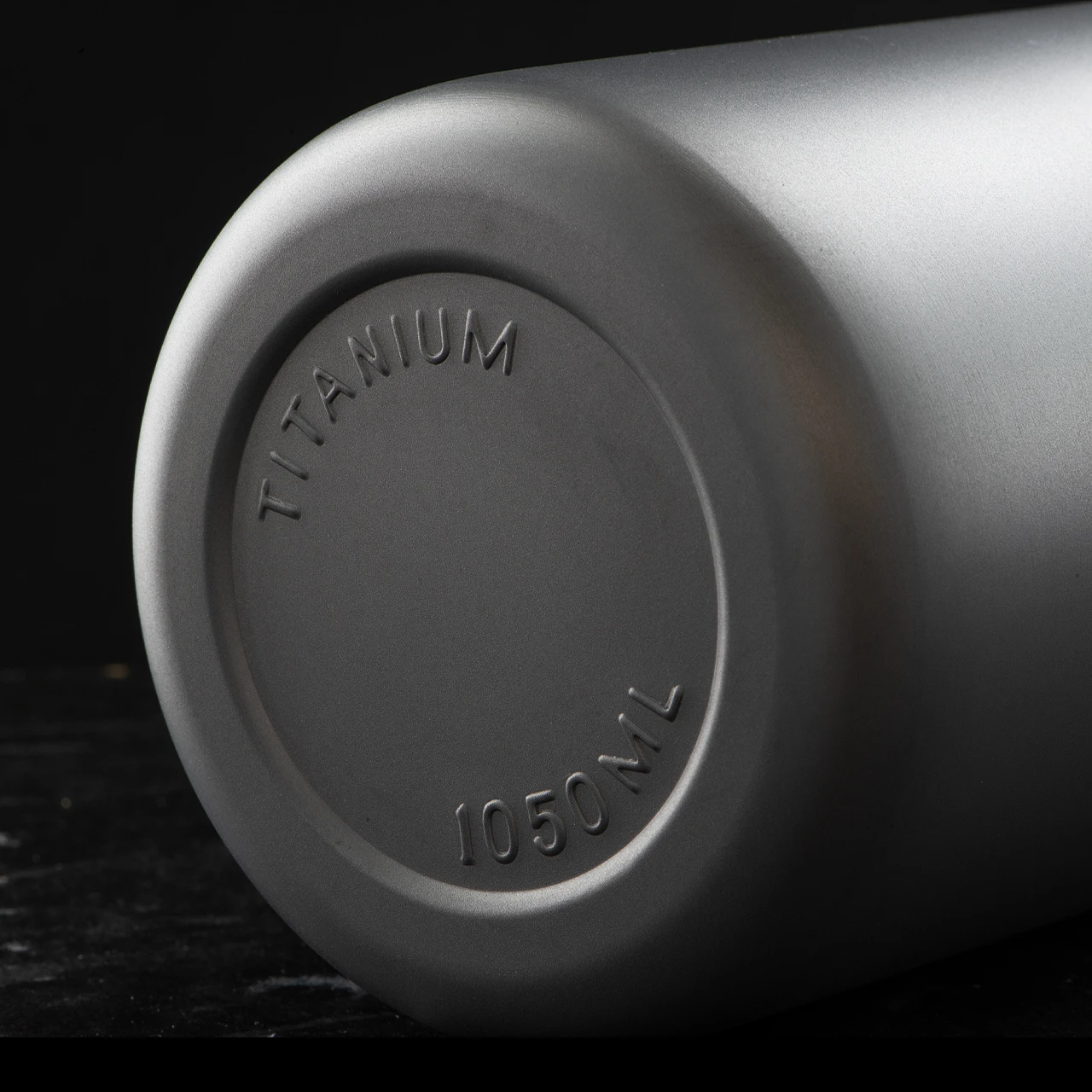 Pathfinder Titanium Bottle 1050ml - Image 3
