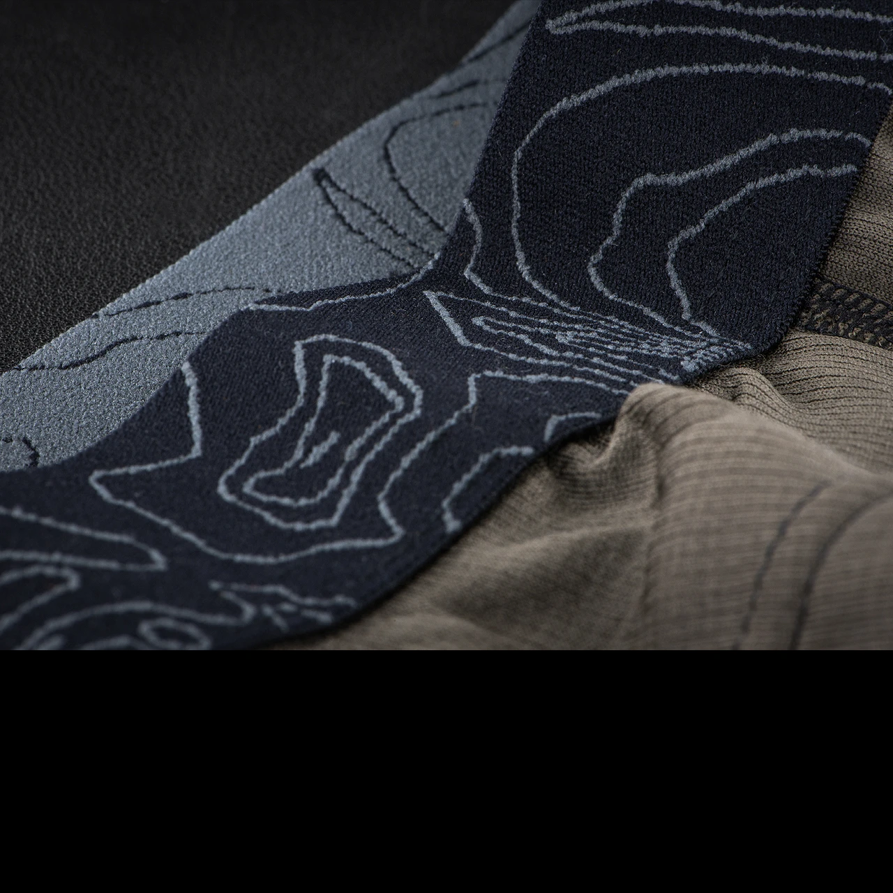 TAD Alchemy Trunk Raven - Image 3