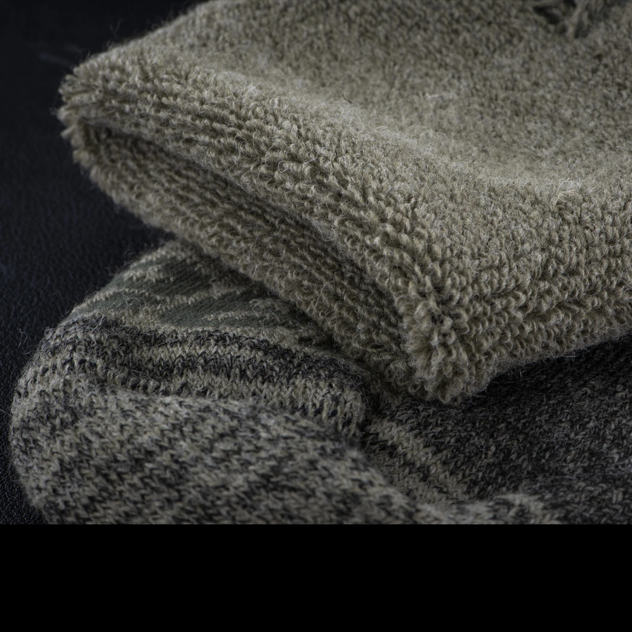 Feeet "The Yeti" Mid Length Merino Sock - Image 3