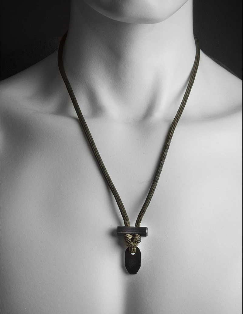 Wazoo Firestarter Necklace Paracord - Image 2